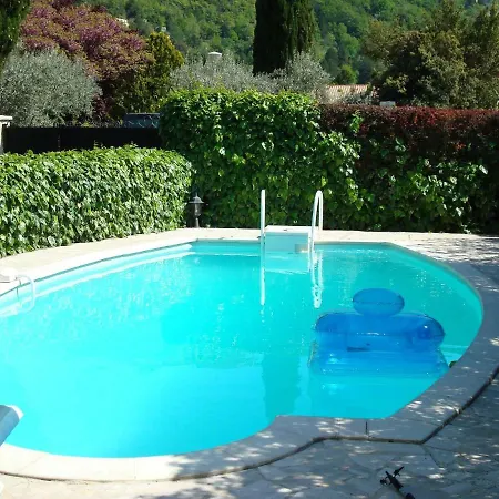 Villa Beautiful In With Swimming Pool Nyons